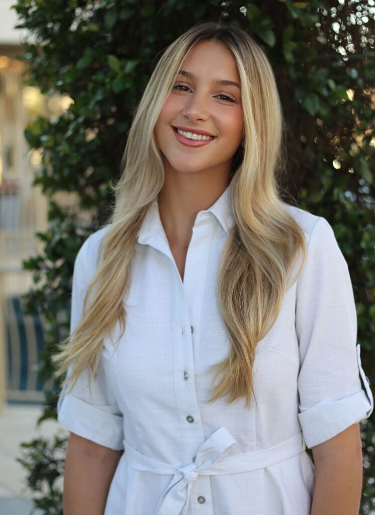 Anna Mead